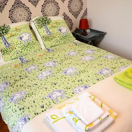 Duplex Apartment Lisbon